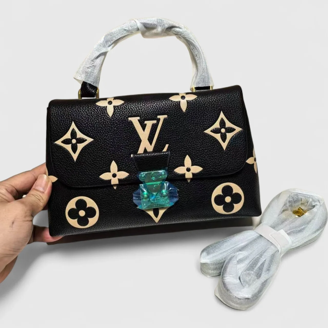 Louis Vuitton Madeleine BB Bag - 9.4 Inches/ - Image 3