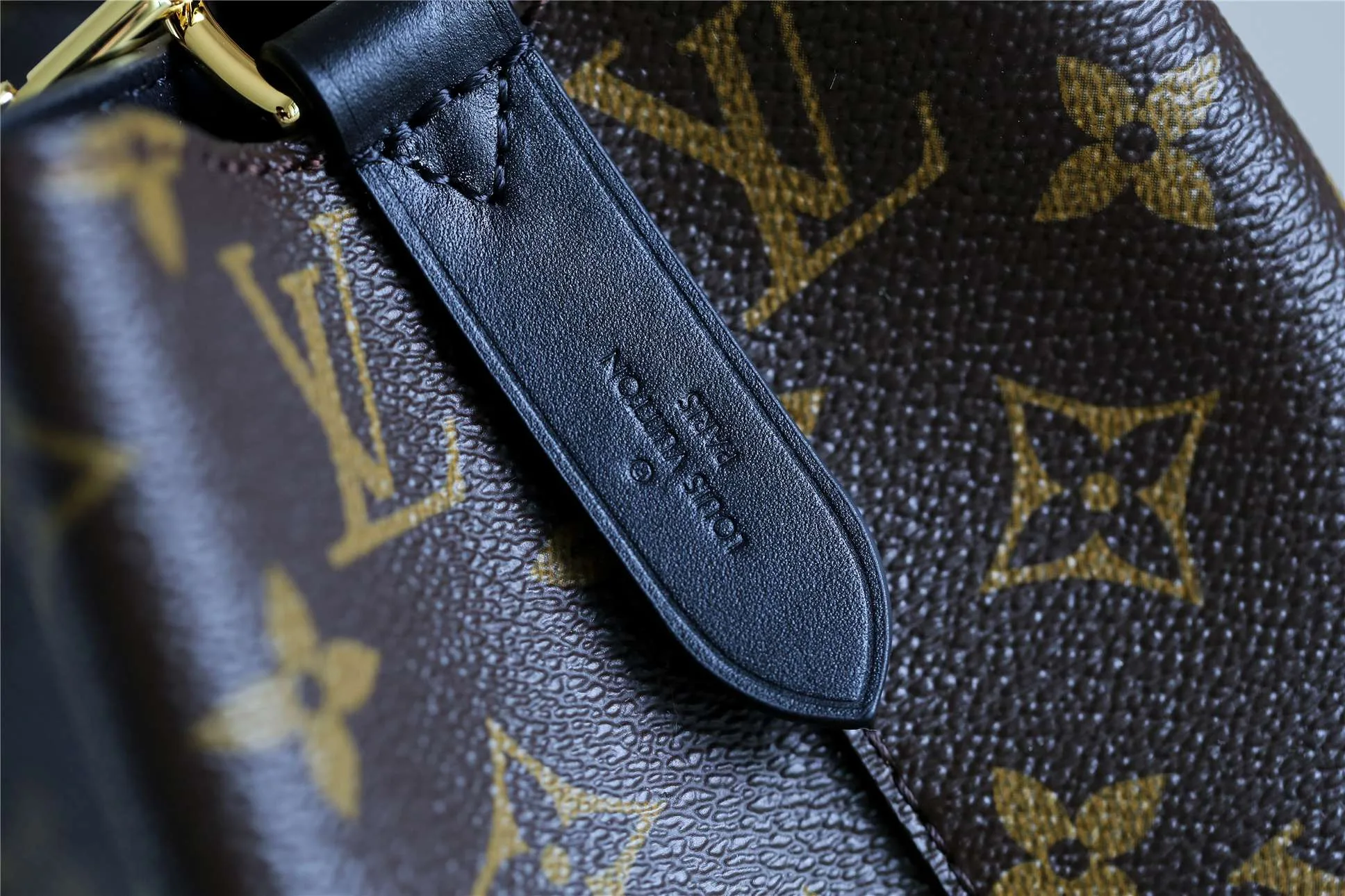 Louis Vuitton NeoNoe MM Bucket Bag Brown / LV - Image 8