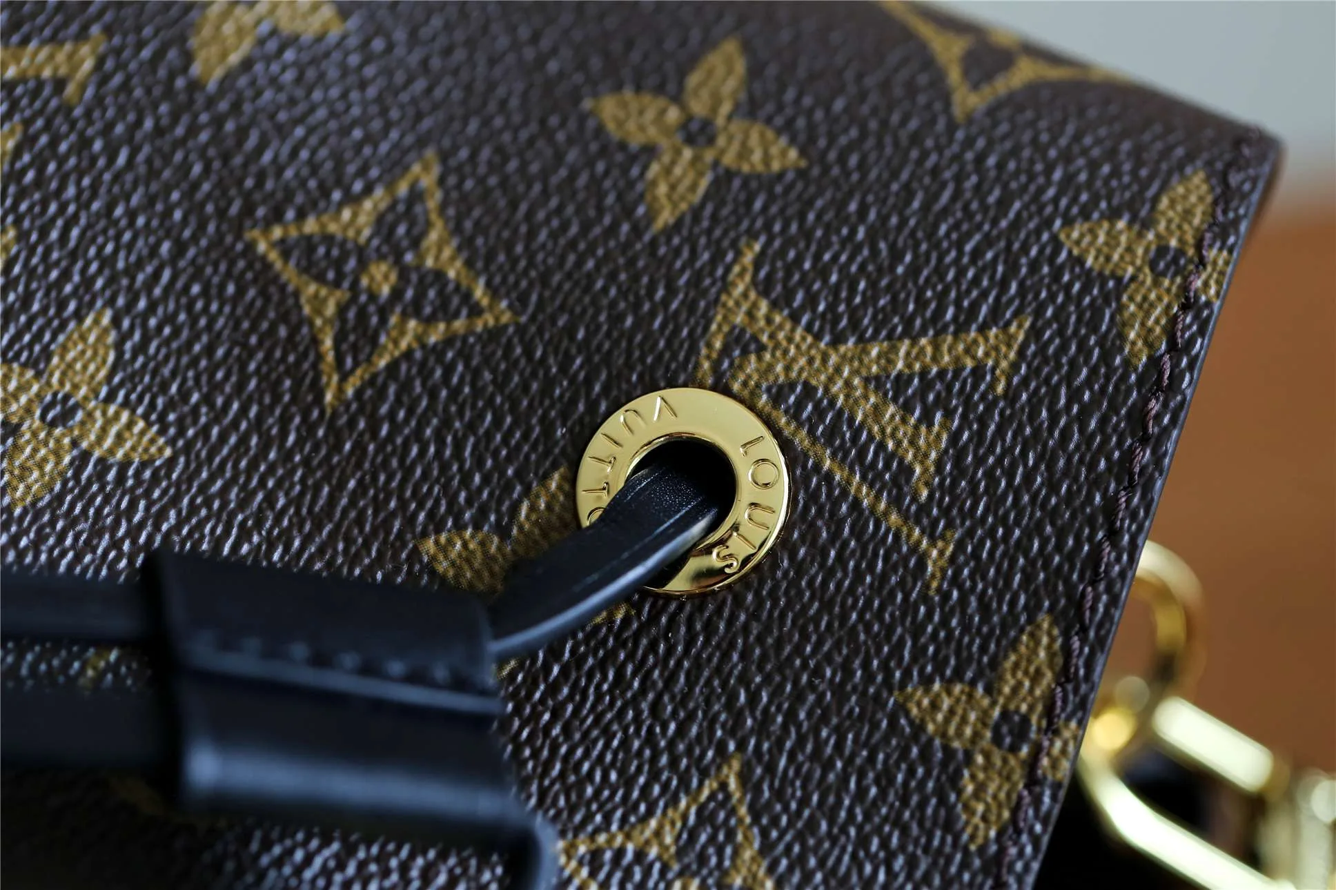 Louis Vuitton NeoNoe MM Bucket Bag Brown / LV - Image 3