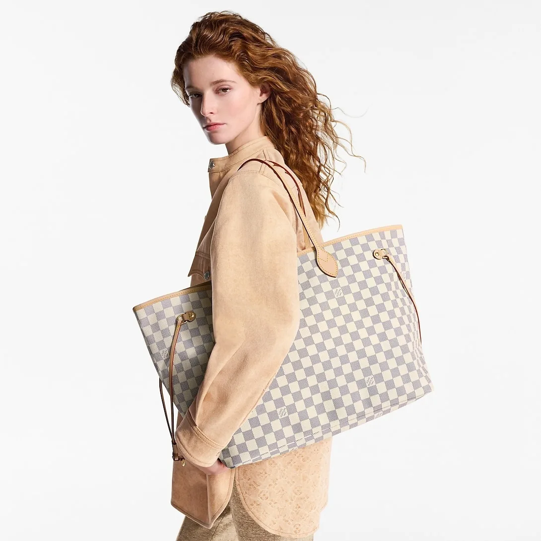 Alternative view of Louis Vuitton Neverfull GM Tote Bag / Rose Ballerine Pink Damier Azur Gold Hardware