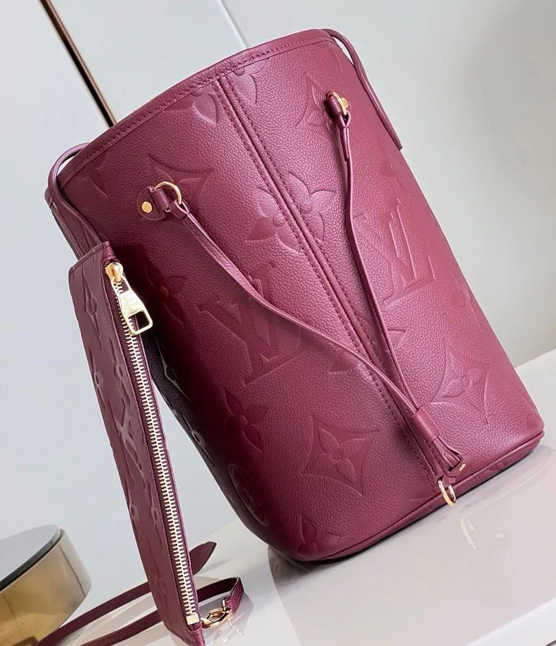 Louis Vuitton Neverfull MM Tote Bag / Wine Gold Hardware - Image 4