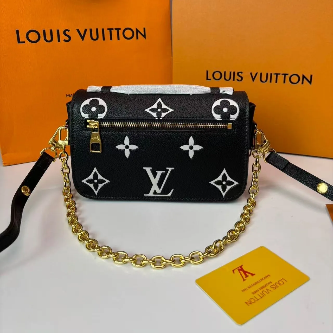 Louis Vuitton Pochette Metis East West Shoulder Bag / Black / Beige Gold Hardware - Image 6