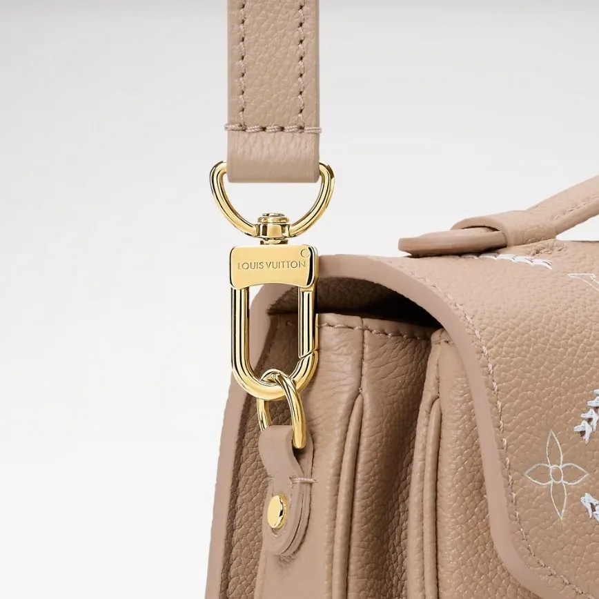 Louis Vuitton Pochette Metis MM Shoulder Bag / Hazelnut Couture Gold Hardware - Image 5