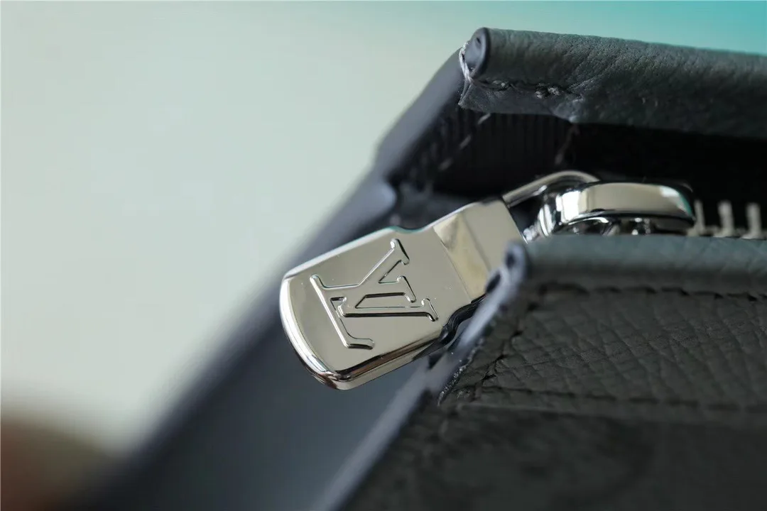 Louis Vuitton Pochette Voyage MM Pouch / Gunmetal Gray Silver Hardware - Image 10