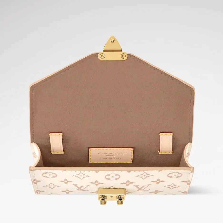 Louis Vuitton Pouch Metis Belt / Cream Monogram Dune Gold Hardware - Image 6