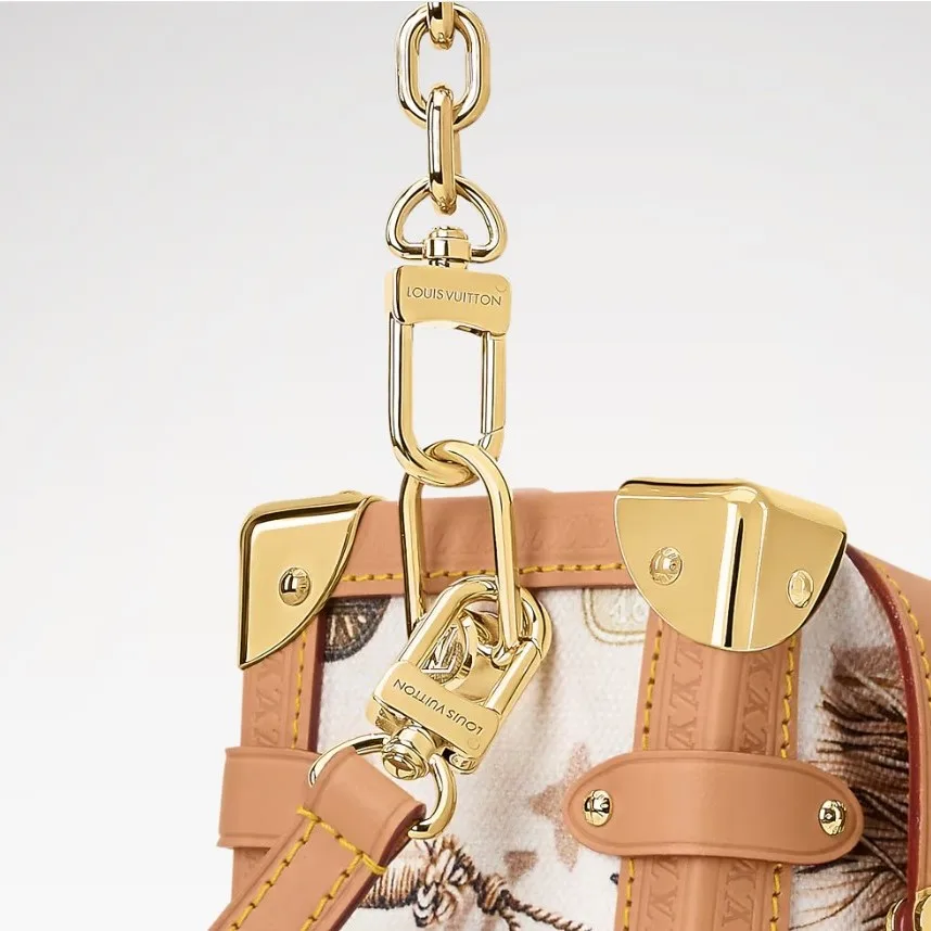 Louis Vuitton Side Trunk GM Shoulder Bag / Getaway Gold Hardware - Image 6