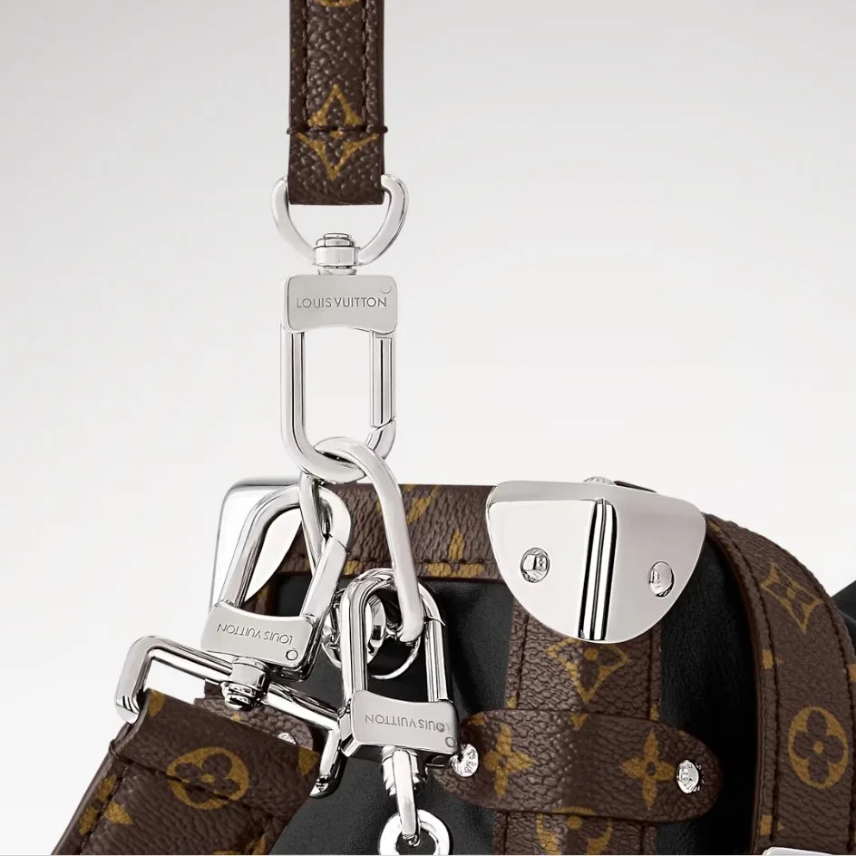 Louis Vuitton Side Trunk Vibe MM Shoulder Bag / Black Silver Hardware - Image 6