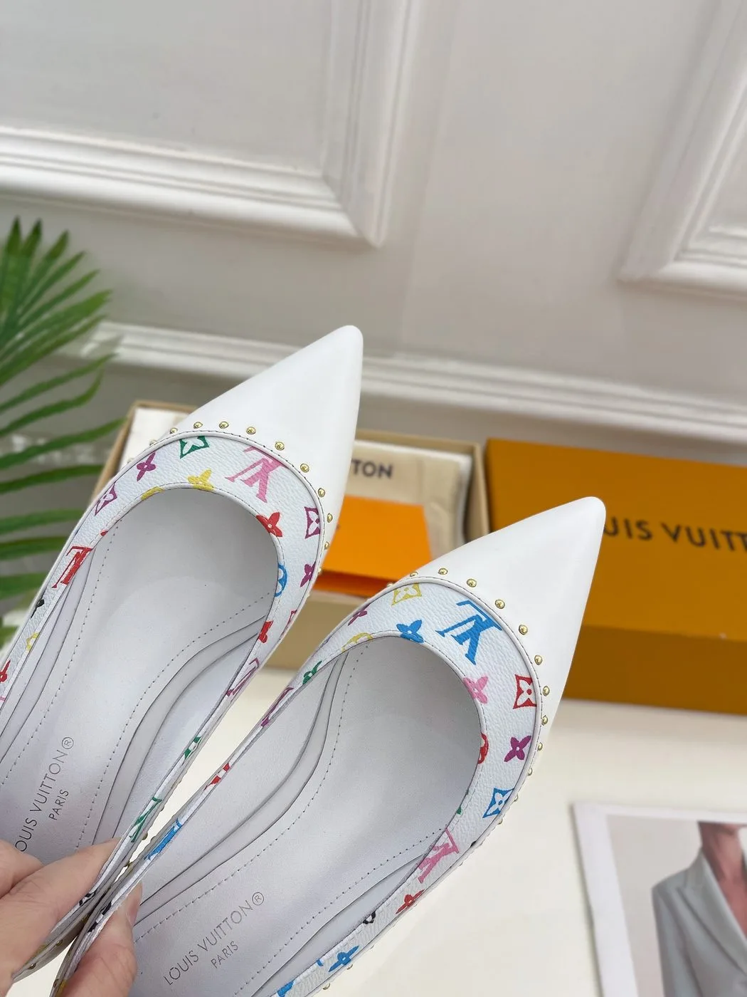 Louis Vuitton Flat Ballerina White - Image 5
