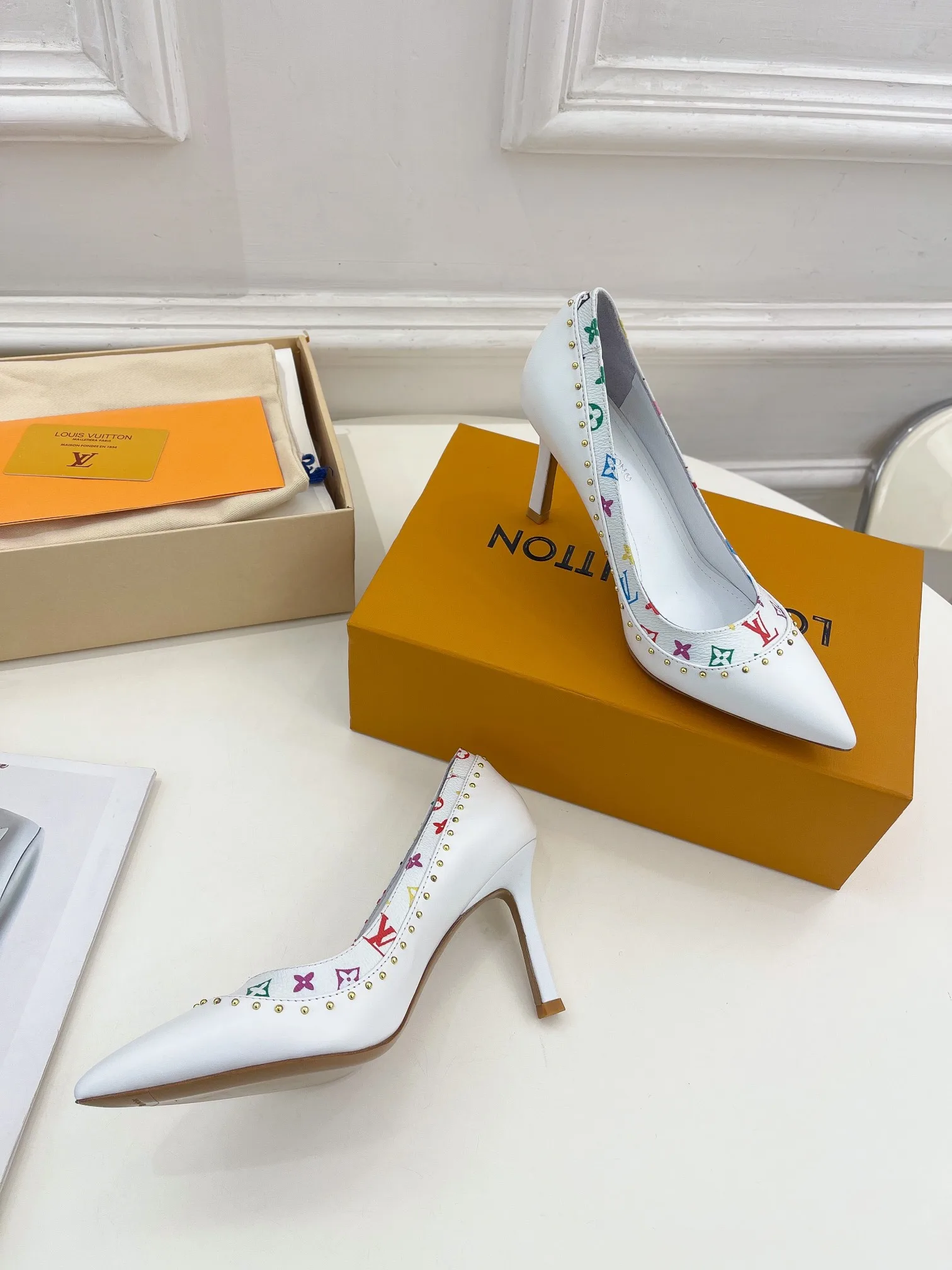 Louis Vuitton Pump White 9.5/ - Image 6