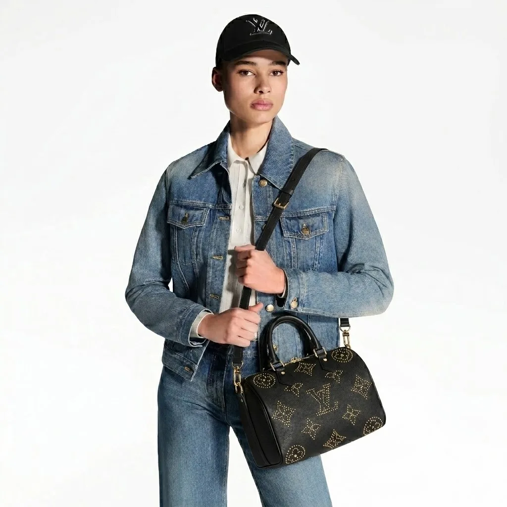 Alternative view of Louis Vuitton Speedy Bandouliere 25 Top Handle Bag / Black Gold Hardware