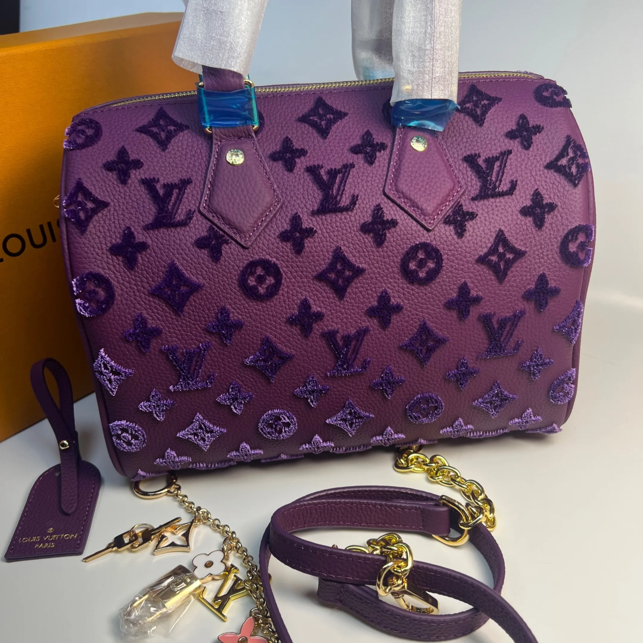 Louis Vuitton Speedy Bandouliere 25 Top Handle Bag / Purple Gold Hardware - Image 4