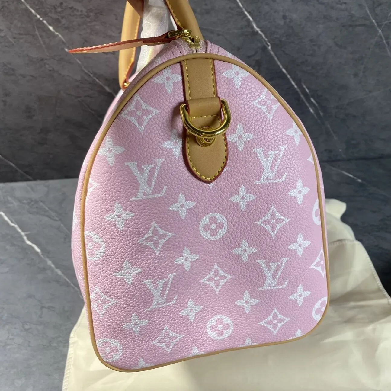 Louis Vuitton Speedy P9 Bandouliere 30 Top Handle Bag / Candy Pink Gold Hardware - Image 4