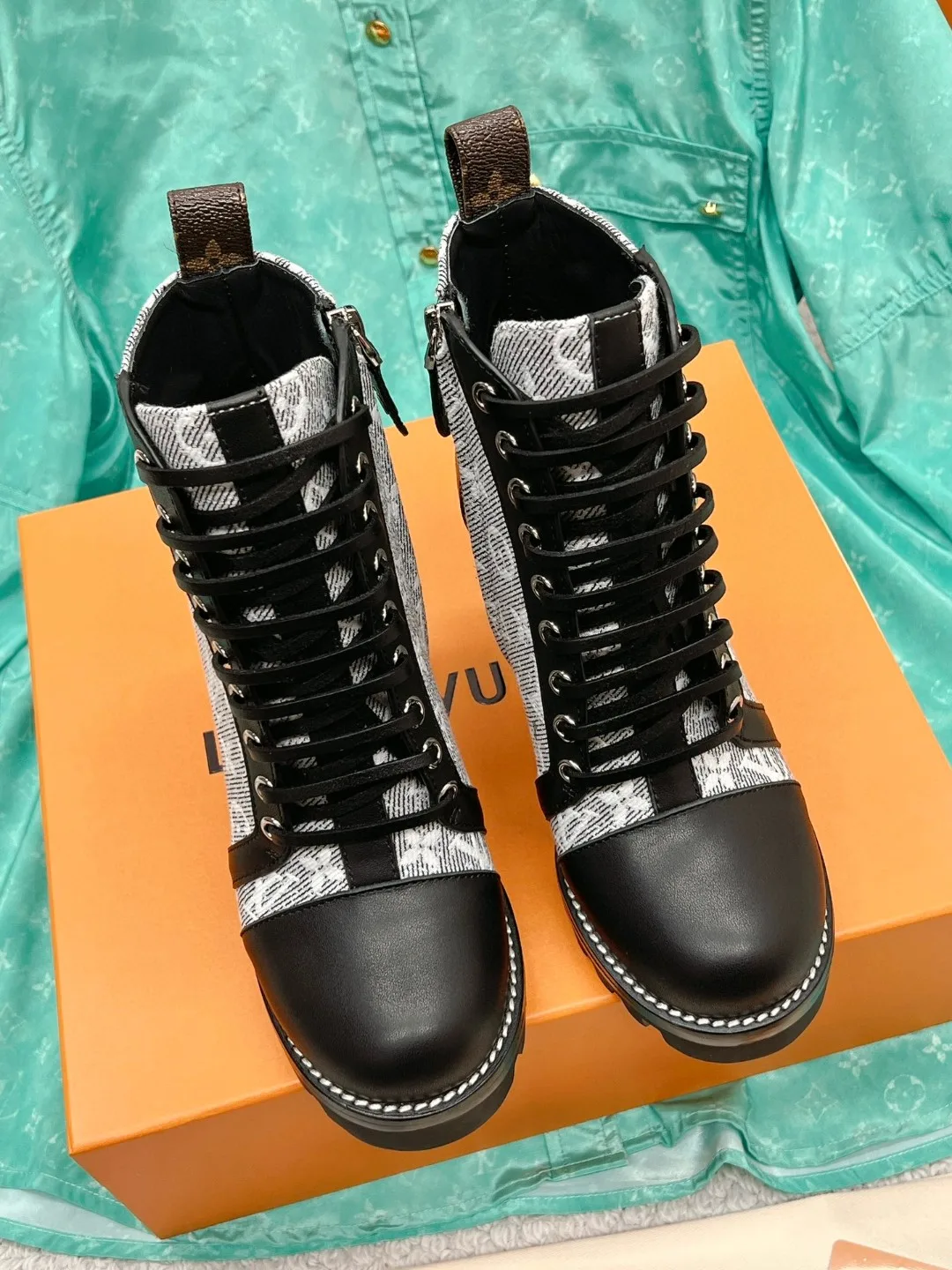Louis Vuitton Star Trail Ankle Boots Grey 1AB2XH - Image 3