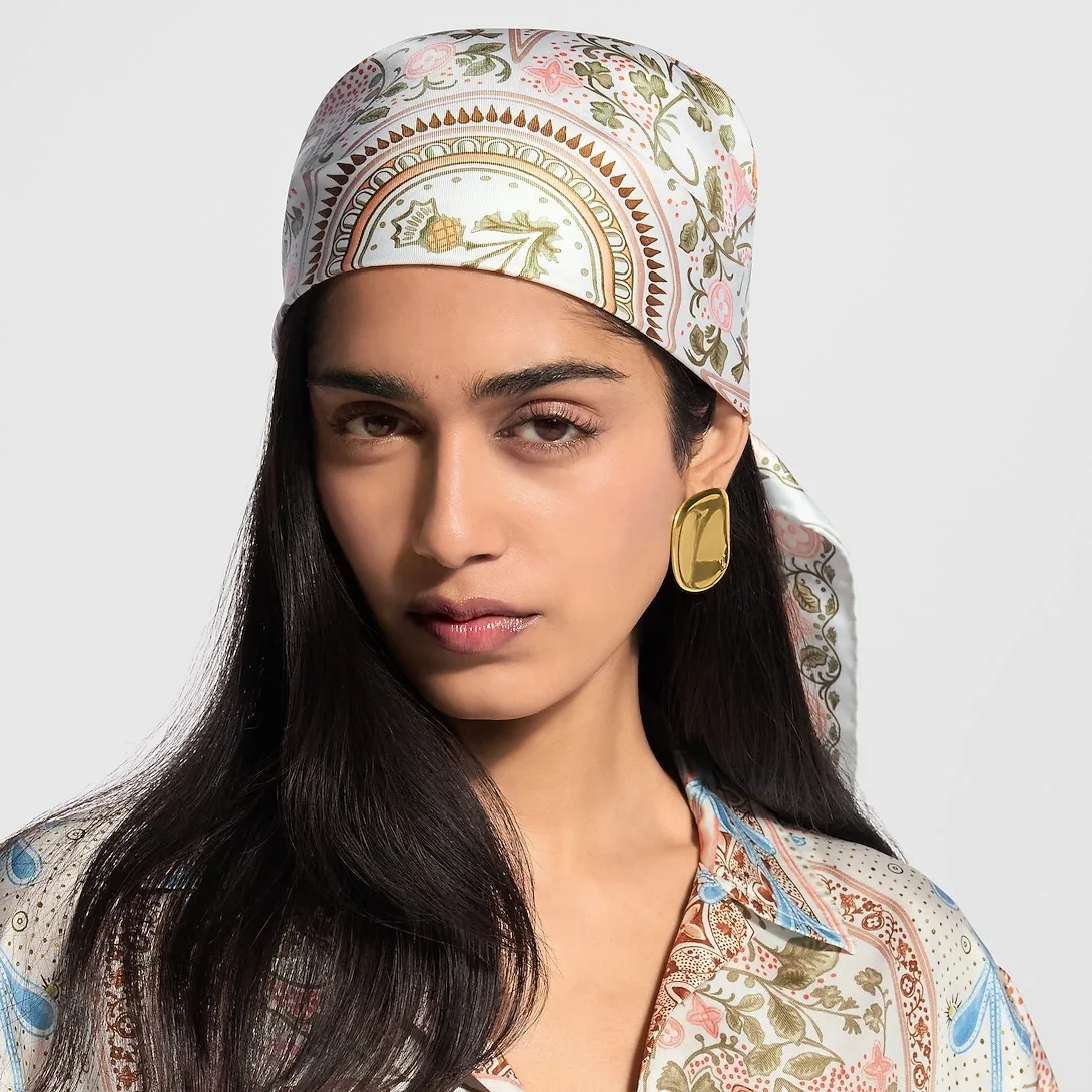 Alternative view of Louis Vuitton Summer Garden Shawl Beige