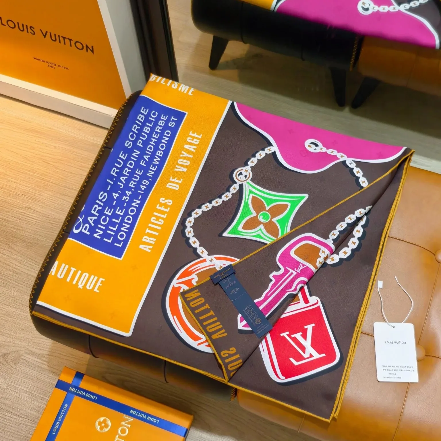 Louis Vuitton Tag And Go Square 90 Scarf Brown - Image 3