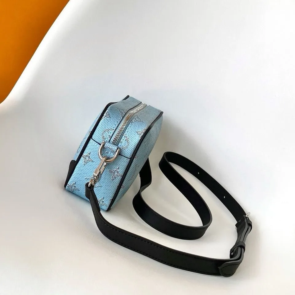 Louis Vuitton Trocadéro Wearable Wallet Blue / - Image 3