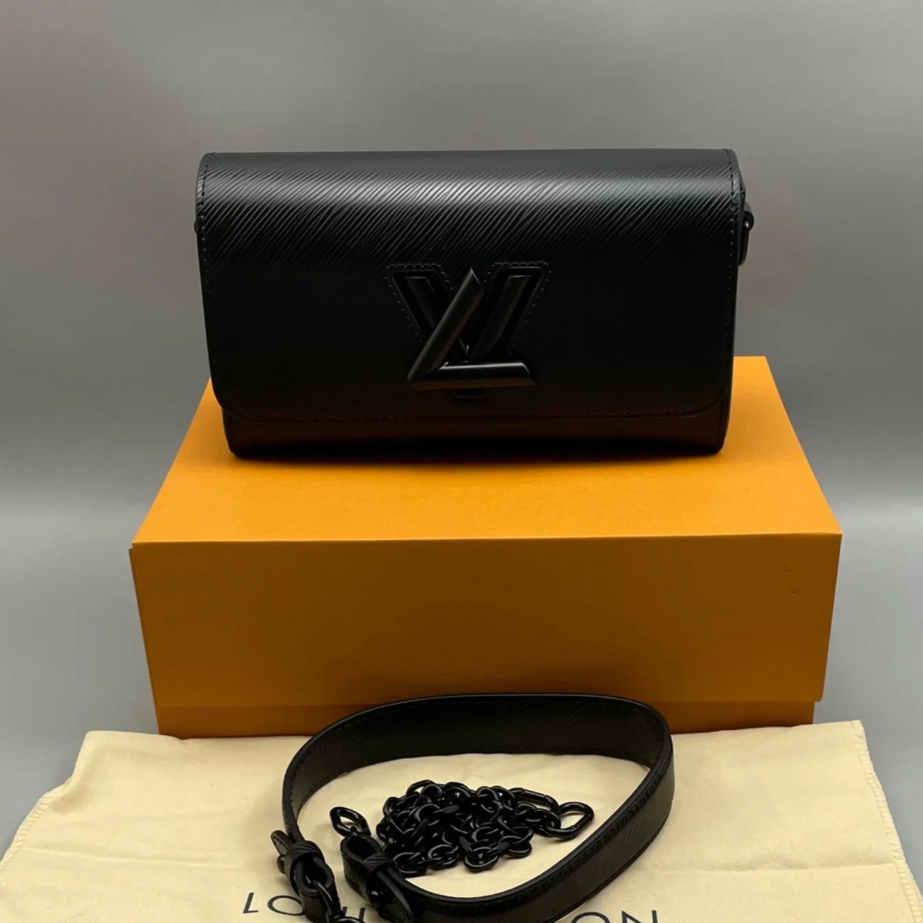 Louis Vuitton Twist West Black / - Image 5