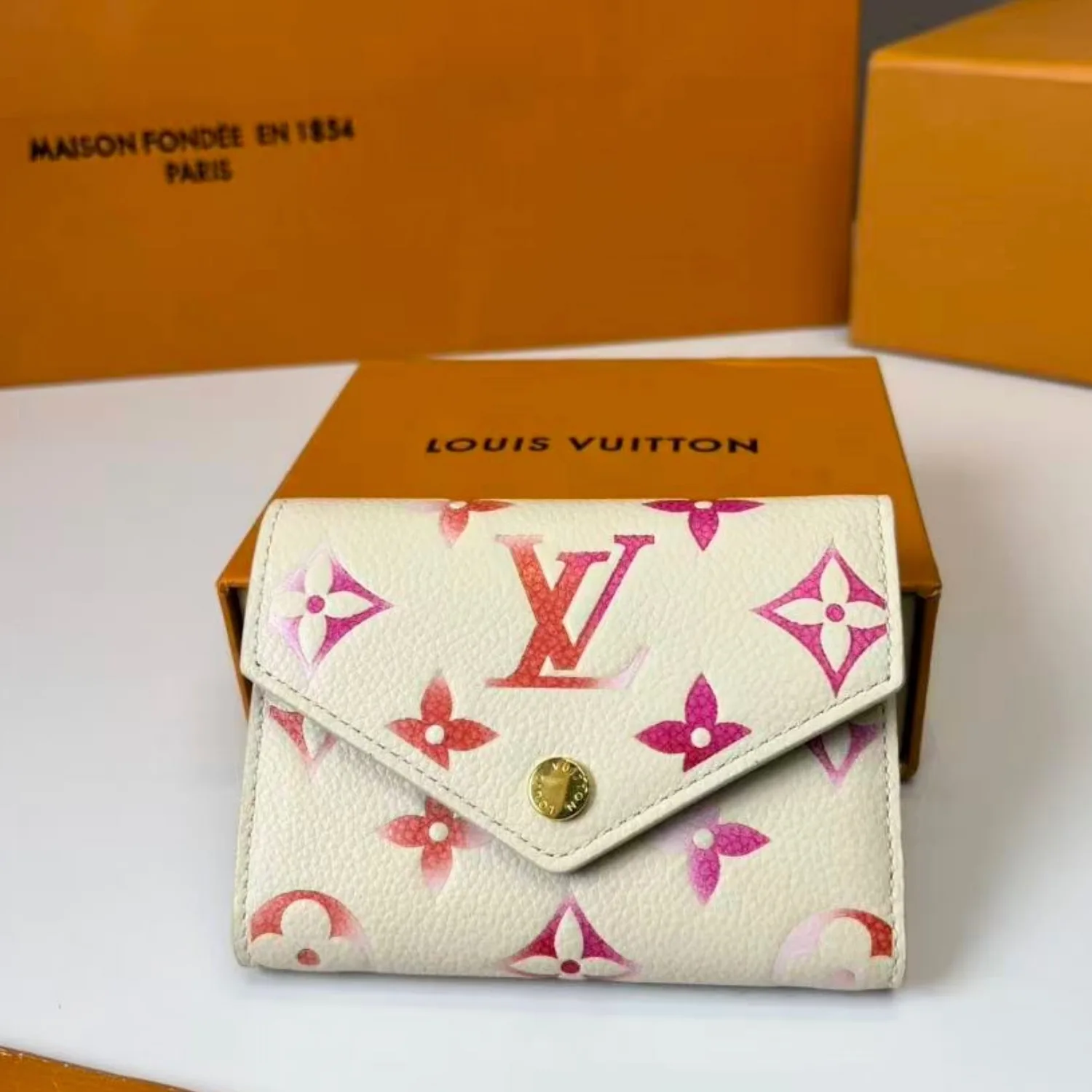 Louis Vuitton Victorine Wallet Cream 4.7 Inches/ - Image 8