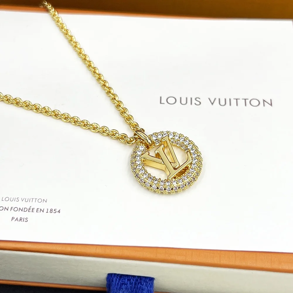 Louis Vuitton Louise By Night Necklace Gold - Image 8
