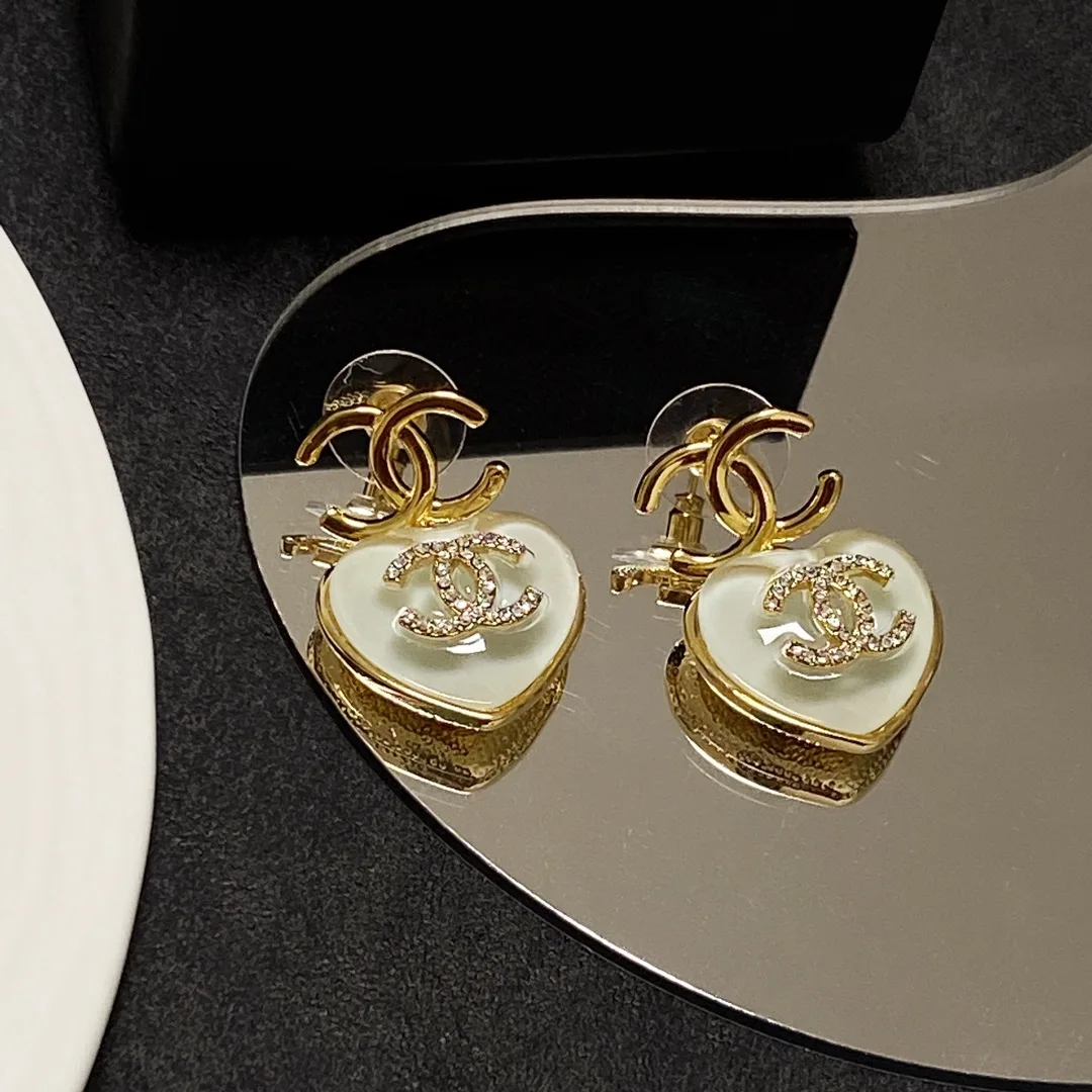 Love Heart Double C Earrings Gold - Image 4