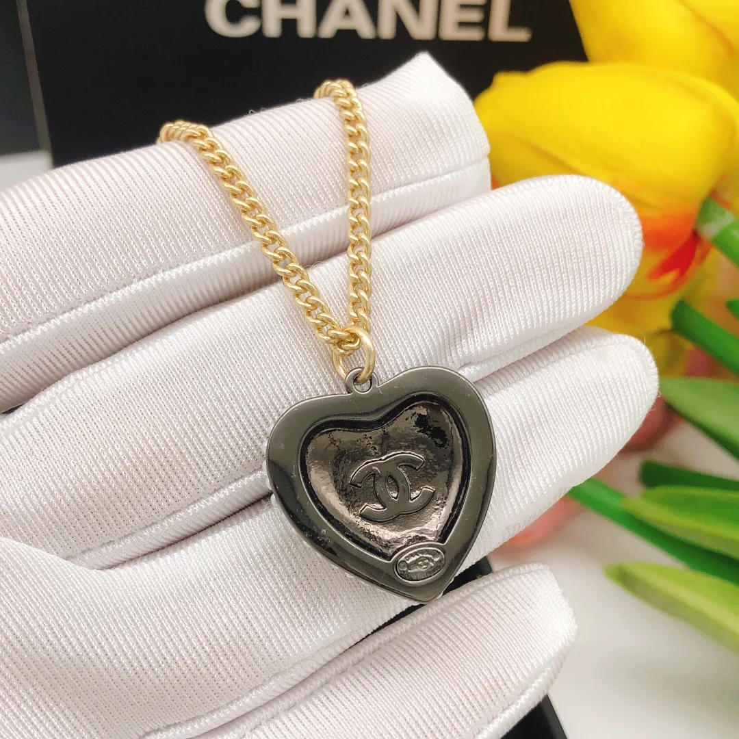 Chanel Love Necklace Black - Image 4