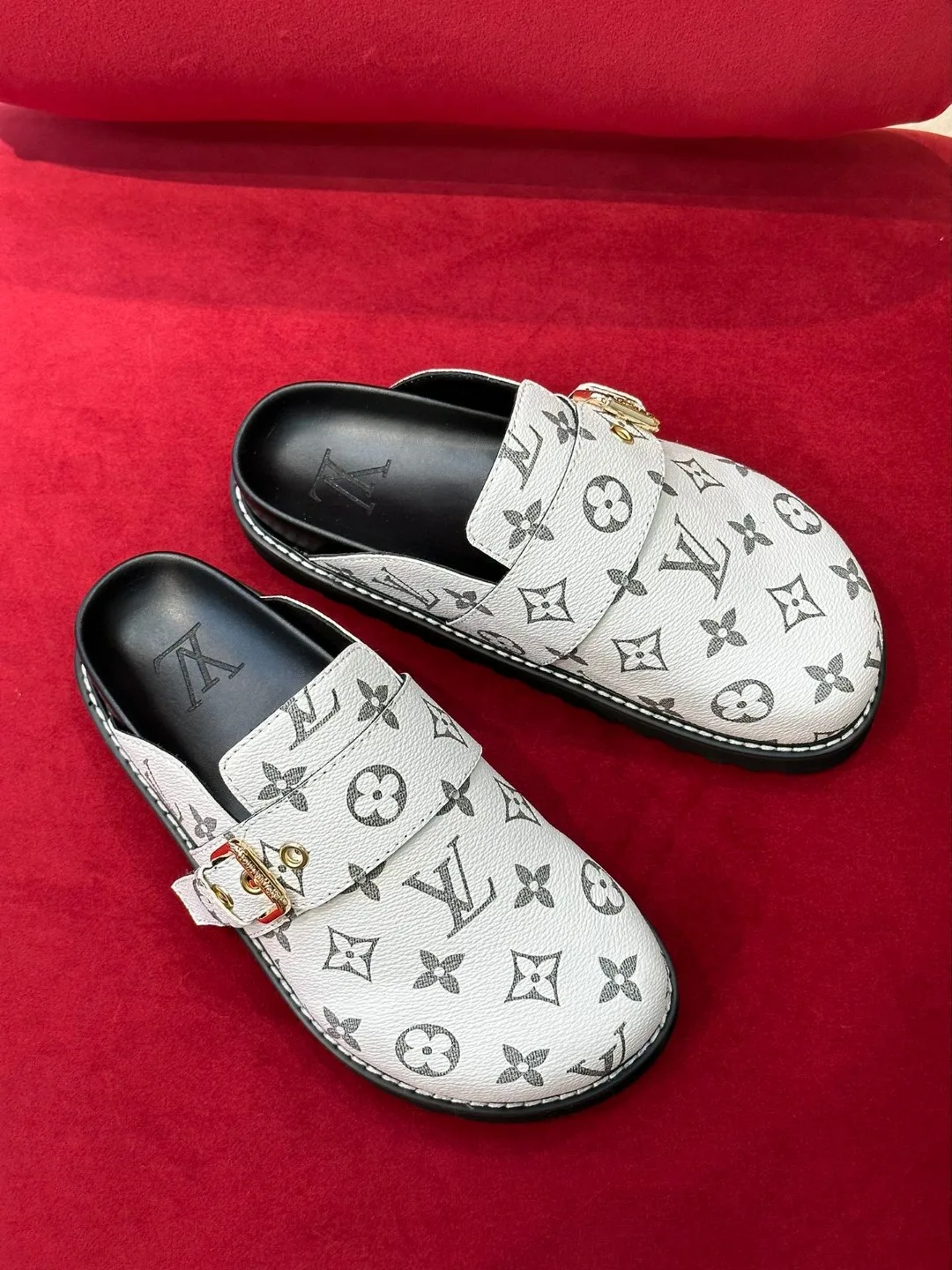 Louis Vuitton LV Easy Mule Monogram Canvas White - Image 4