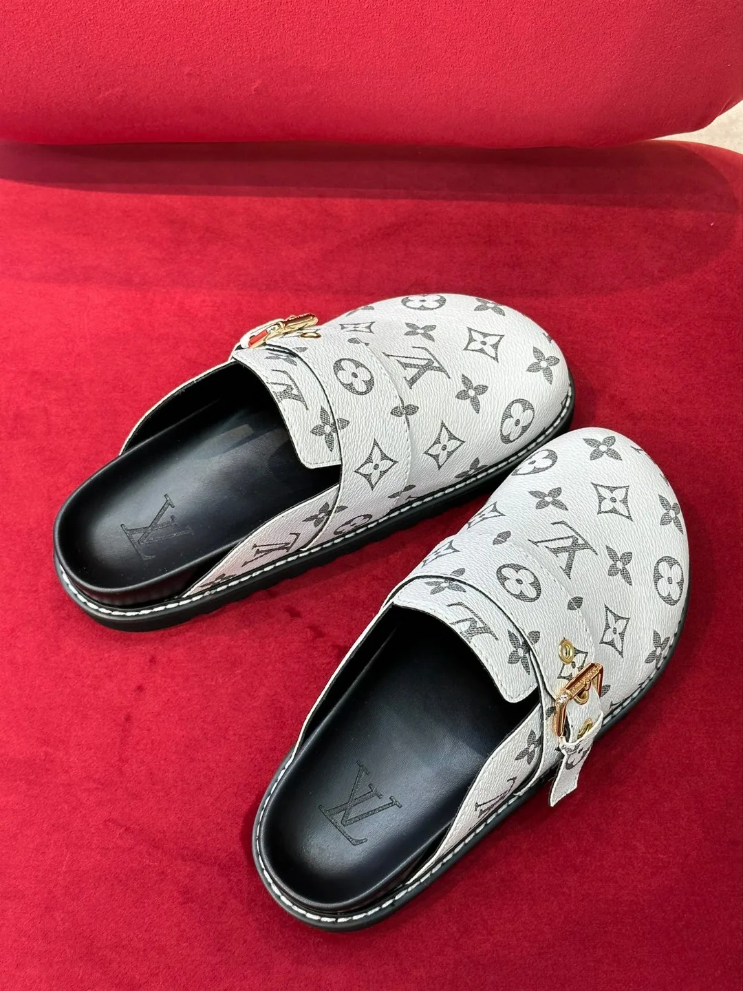 Louis Vuitton LV Easy Mule Monogram Canvas White - Image 3