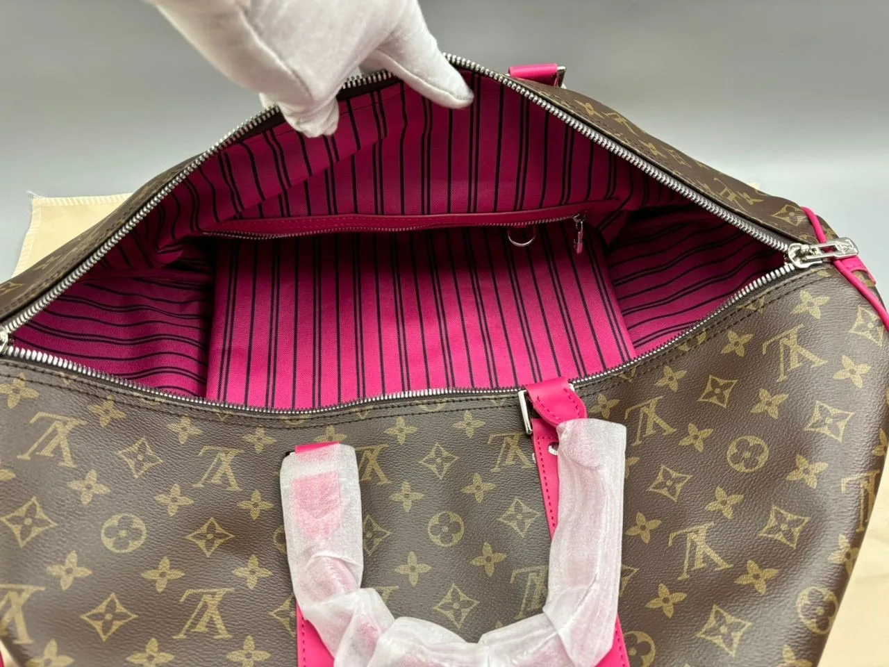 Louis Vuitton Keepall Bandouliere 50 Travel Bag / Brown/ Pink Silver Hardware - Image 5