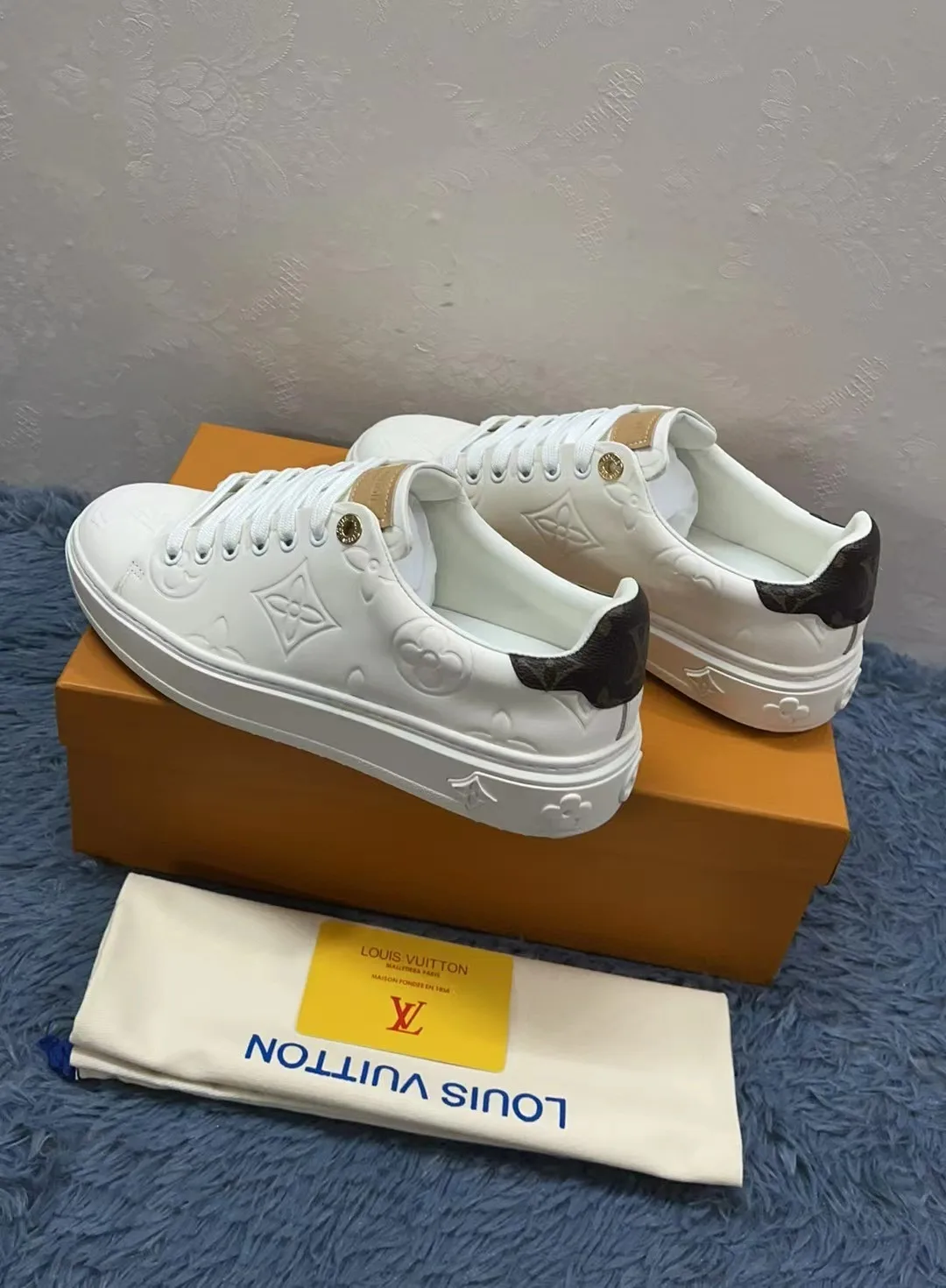 Louis Vuitton Time Out Sneaker White/Brown - Image 6