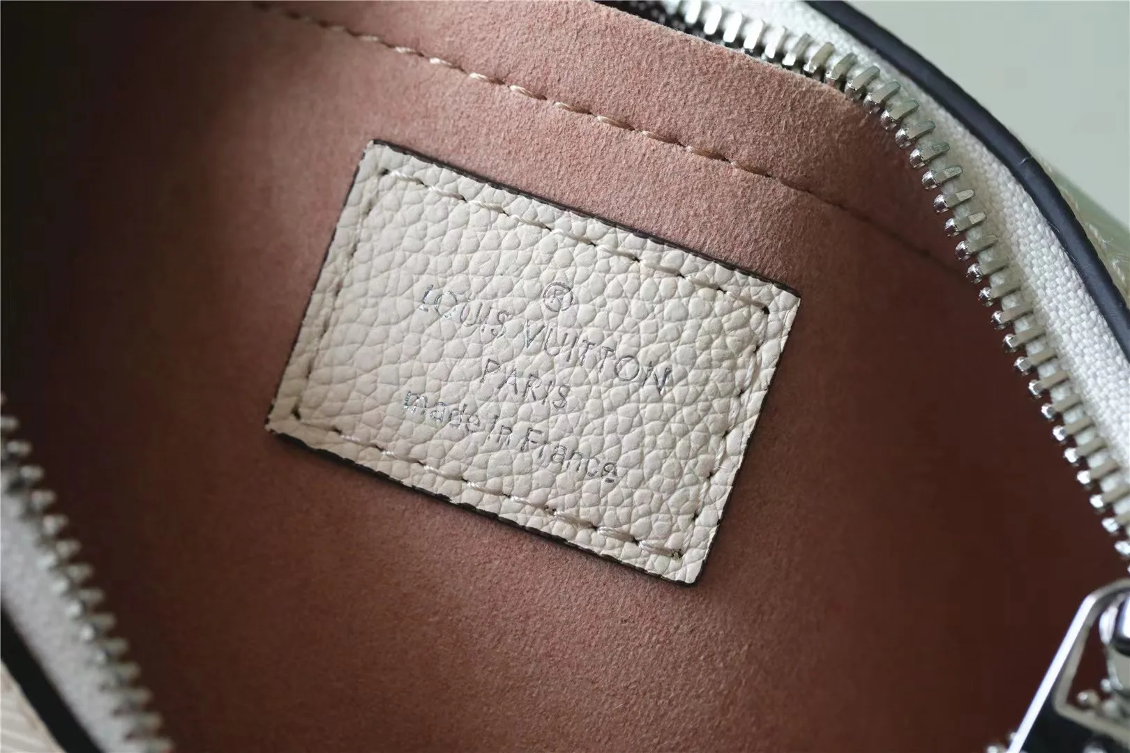 Louis Vuitton Marellini White / - Image 8