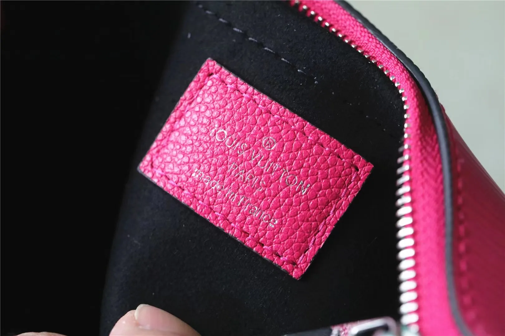 Louis Vuitton Marellini Pink / - Image 10