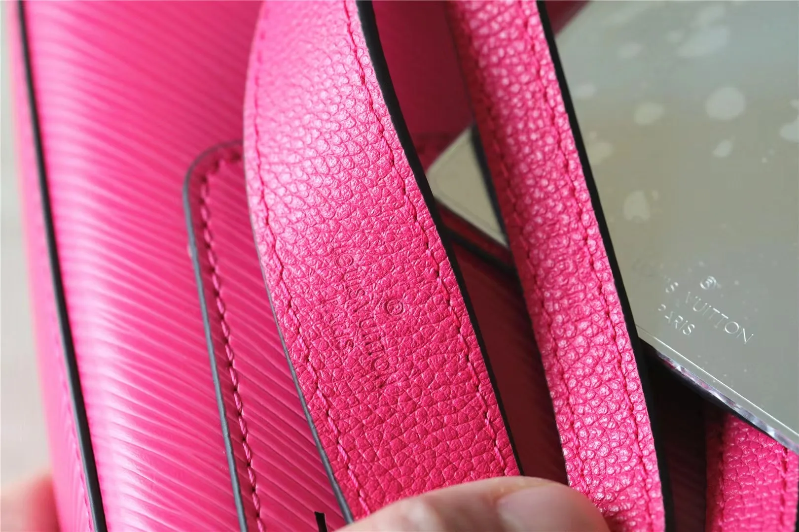 Louis Vuitton Marellini Pink / - Image 8