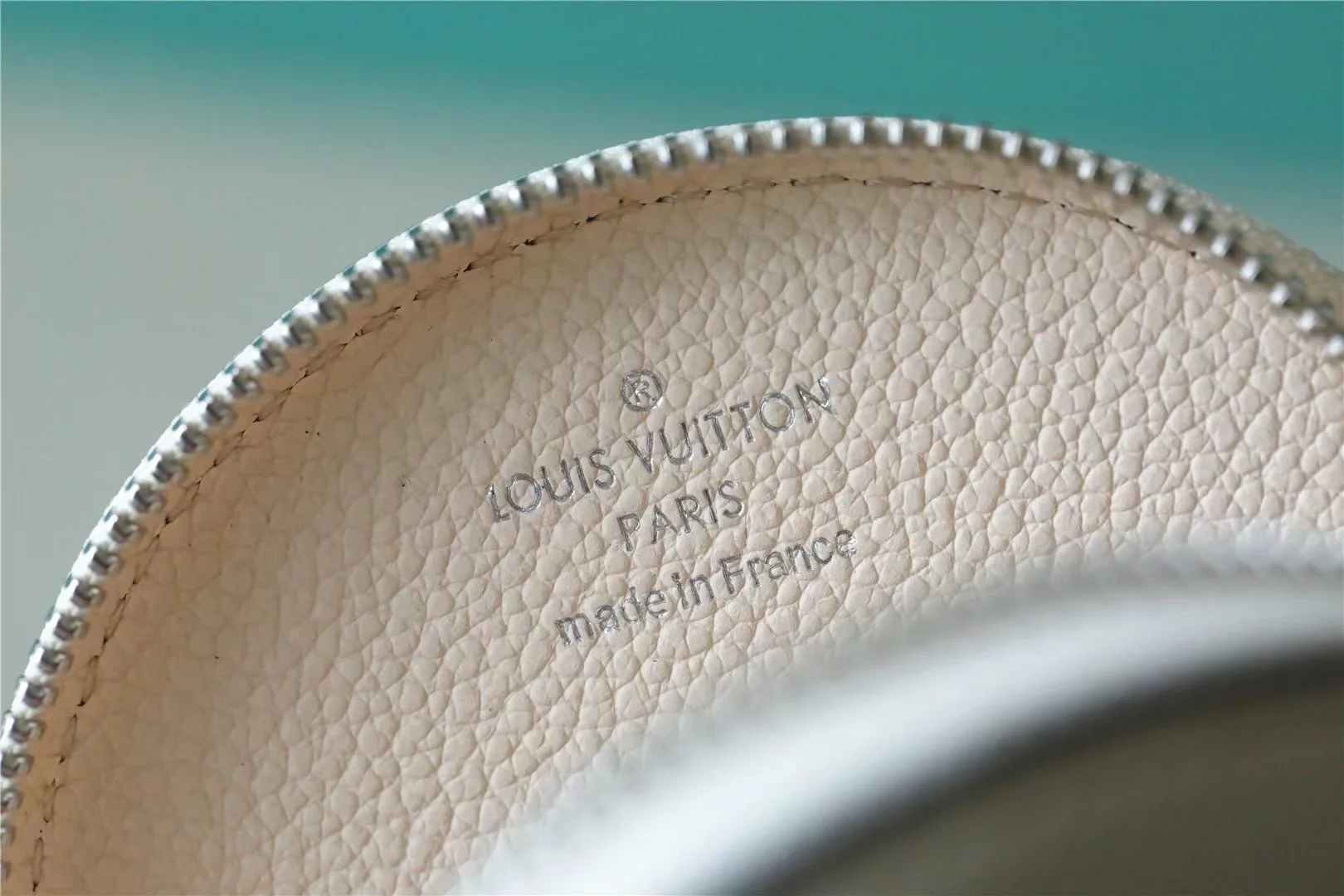 Louis Vuitton Marellini White / - Image 9