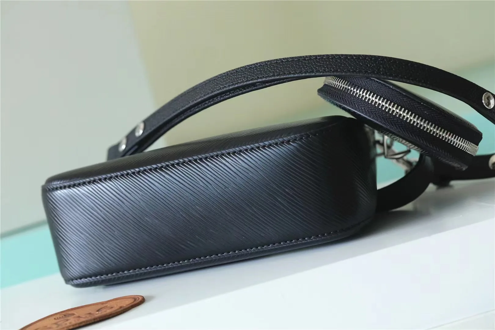 Louis Vuitton Marellini Black / - Image 4