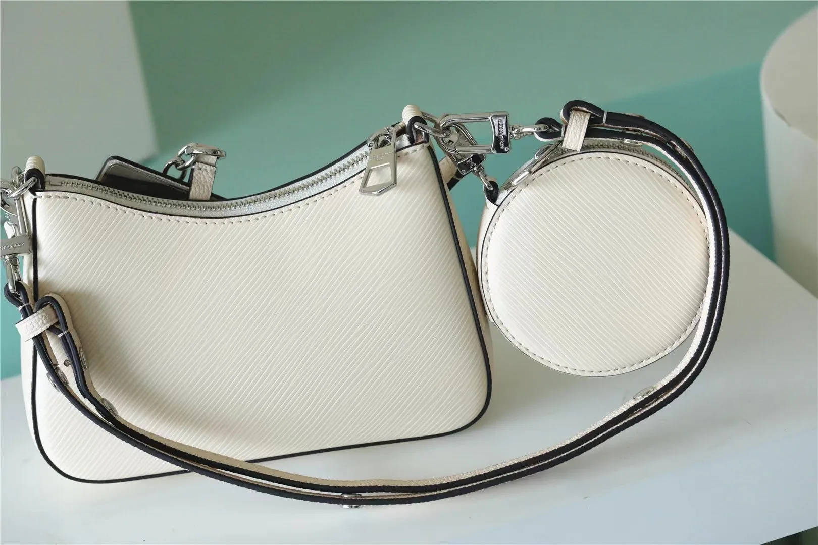 Louis Vuitton Marellini White / - Image 3