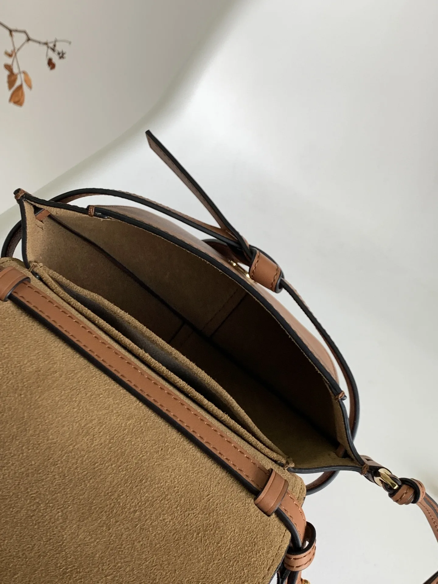 Loewe Gate Dual Mini Shoulder Bag / Brown Gold Hardware A650N46X13 - Image 8
