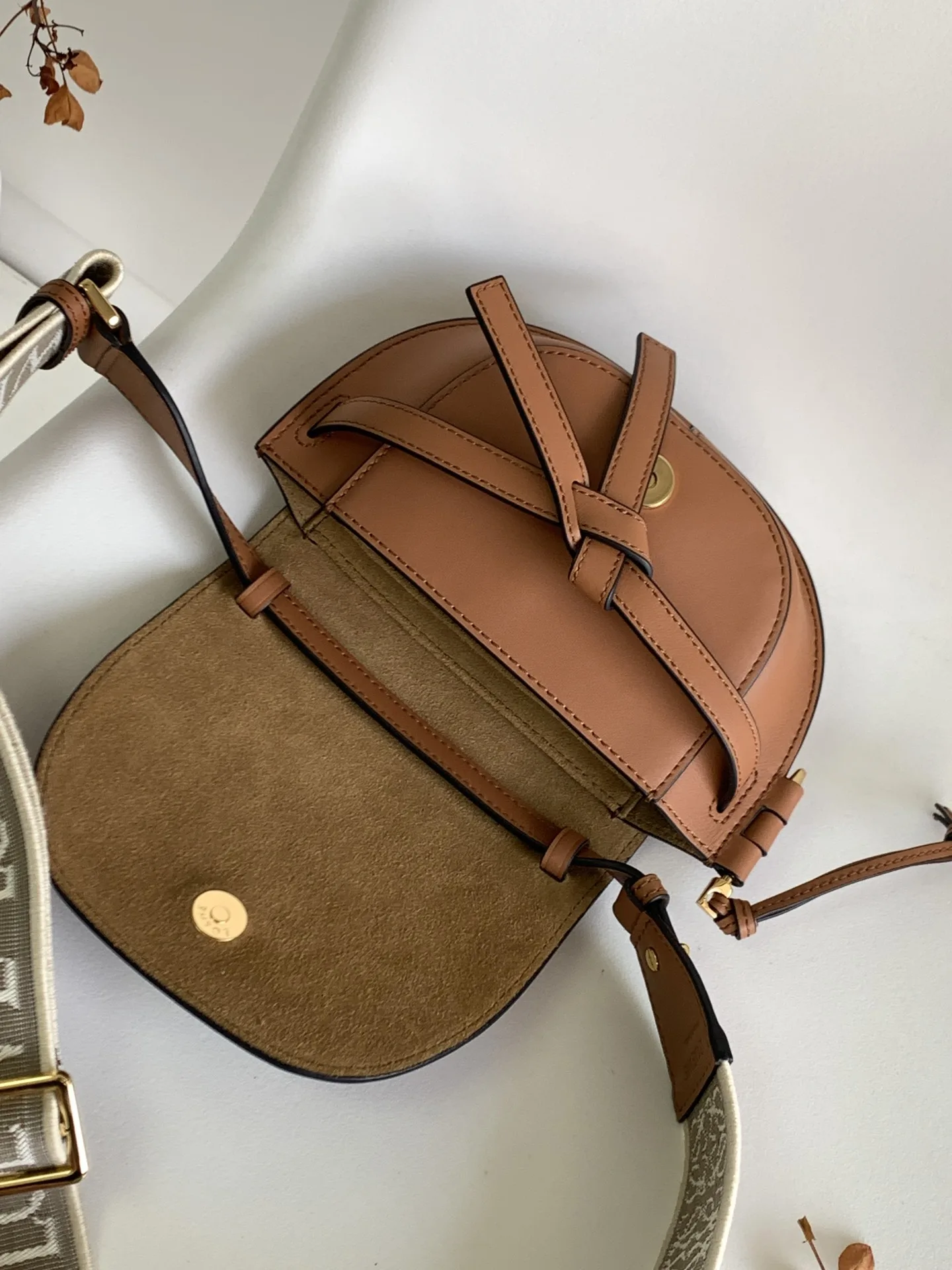Loewe Gate Dual Mini Shoulder Bag / Brown Gold Hardware A650N46X13 - Image 10