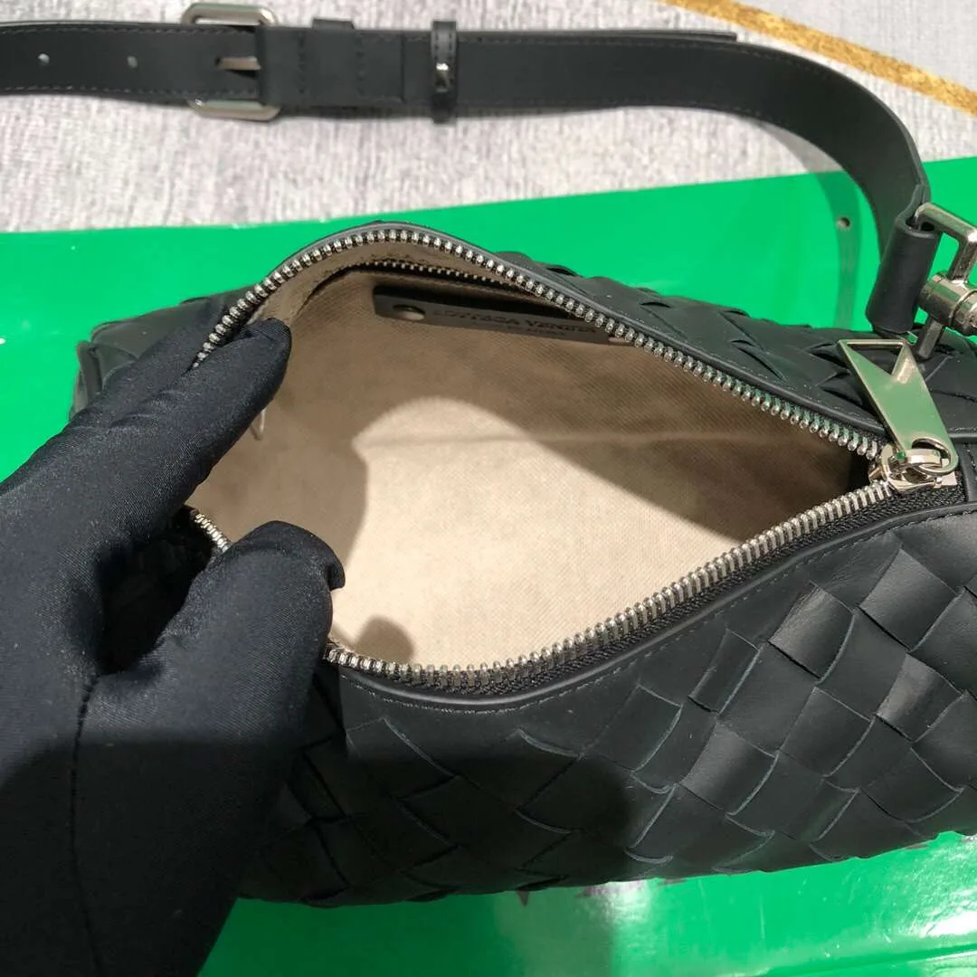 Bottega Veneta Mini Intrecciato Barrel Black / - Image 4