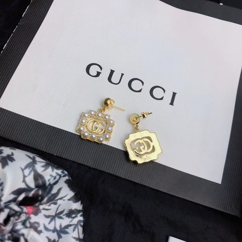Gucci Mini Pearl Border Frame Earrings Gold Tone - Image 9