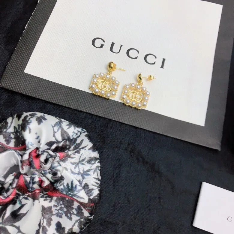 Gucci Mini Pearl Border Frame Earrings Gold Tone - Image 6
