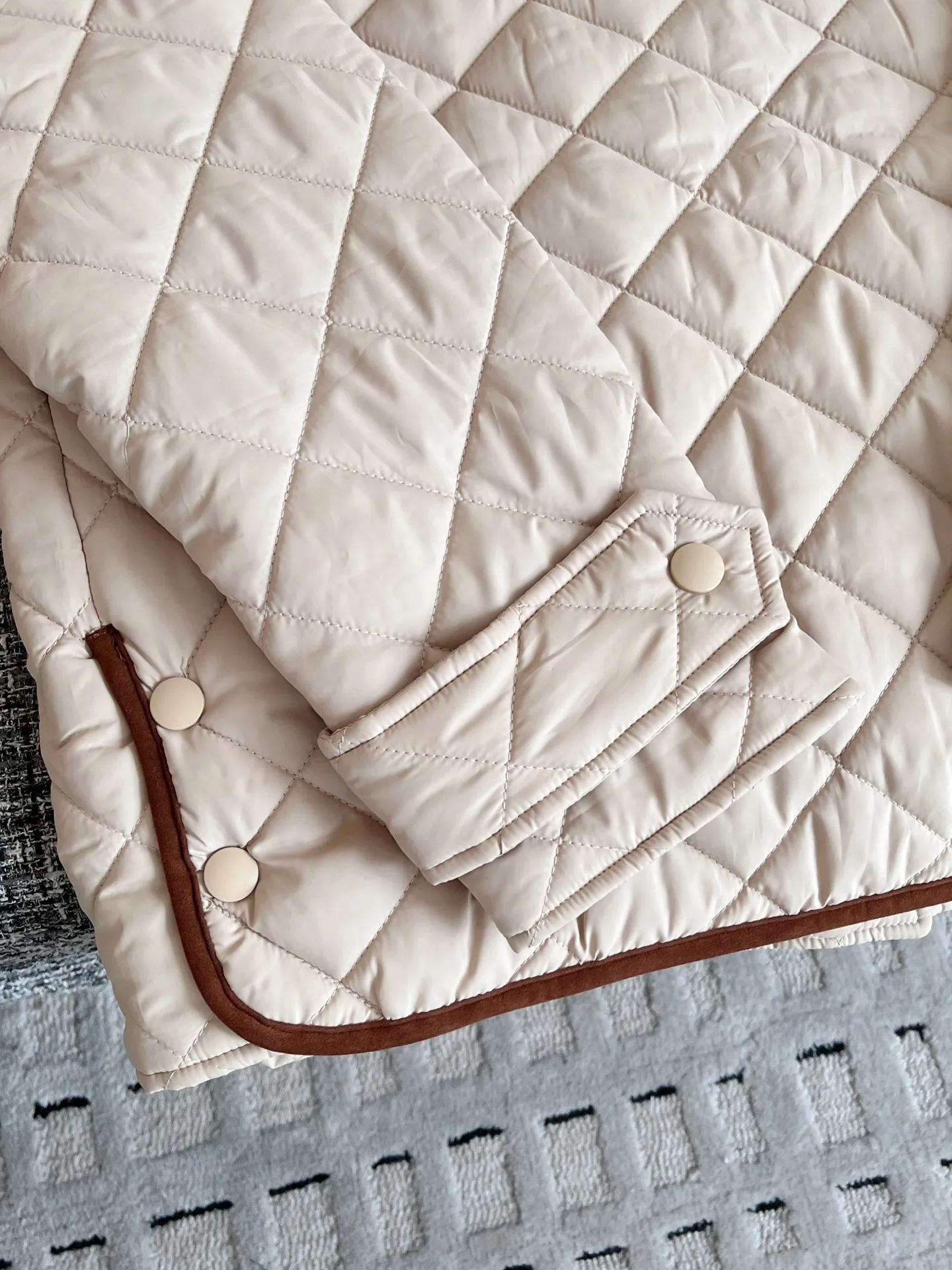 Miu Miu Quilted Jacket With Velvet Collar Beige - Image 7
