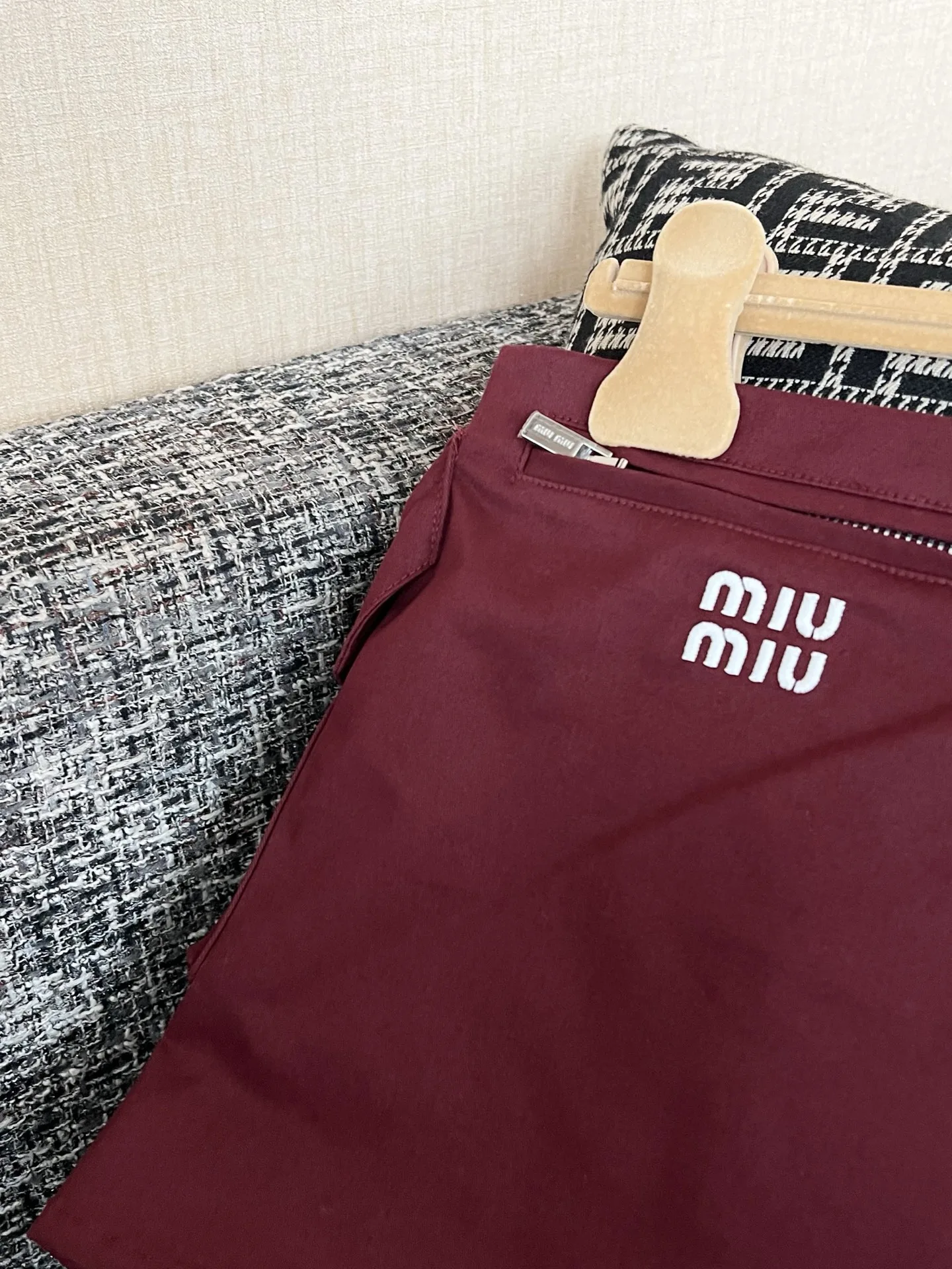 Miu Miu Technical Poplin Cargo Mini Skirt Bordeaux - Image 9