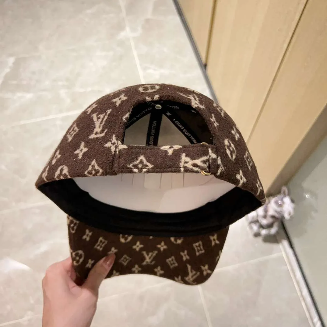 Louis Vuitton Monogram Pattern Cap Brown - Image 5
