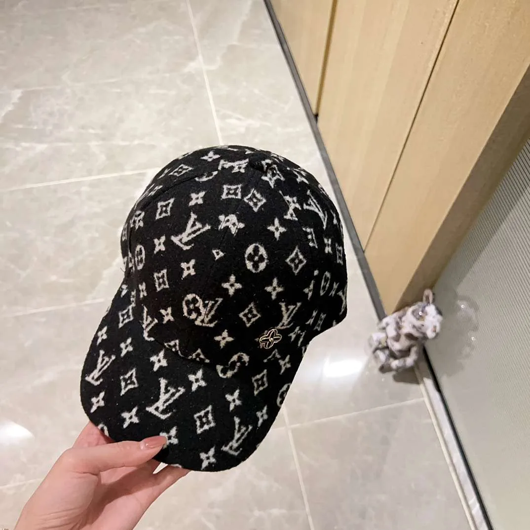 Louis Vuitton Monogram Pattern Cap Black - Image 6