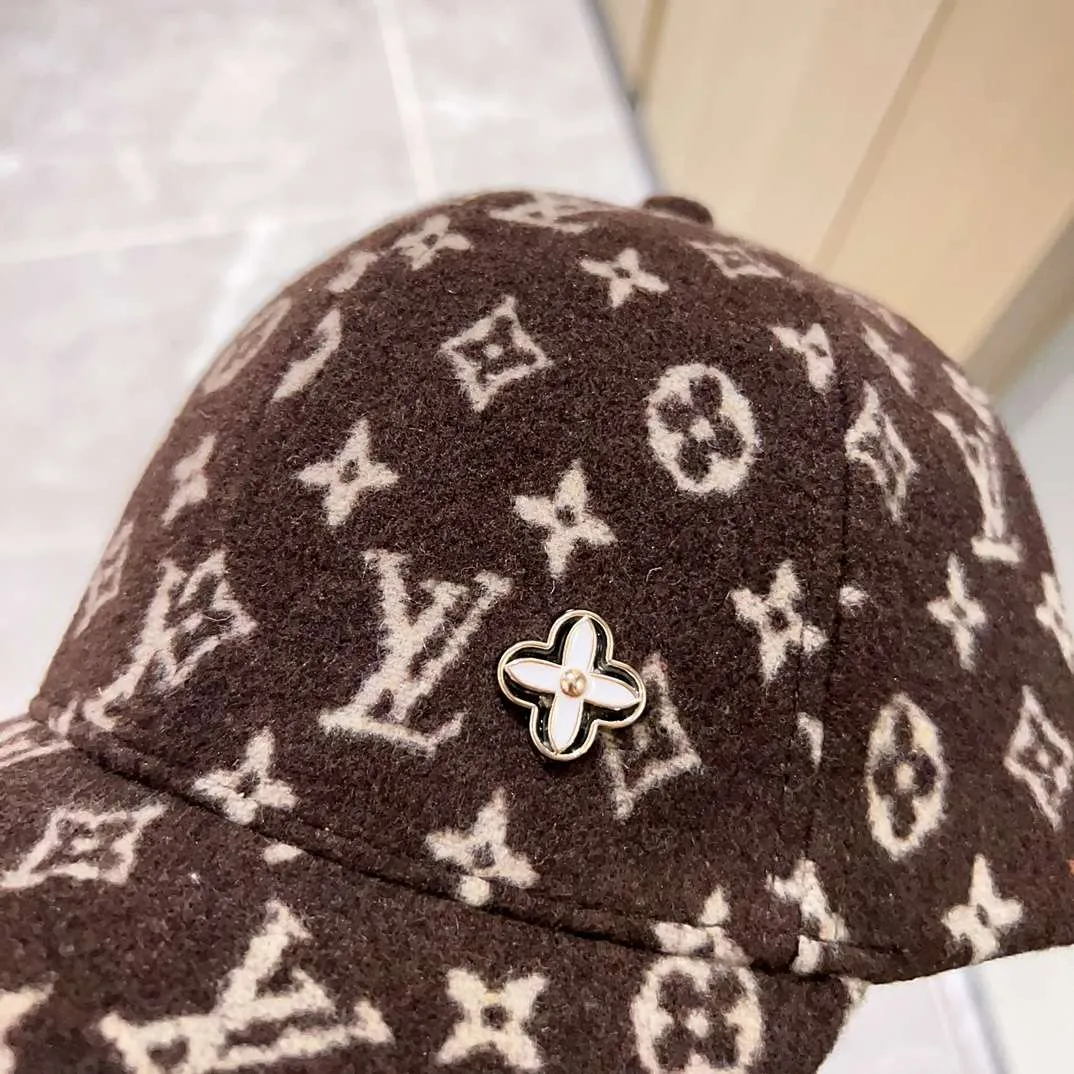 Louis Vuitton Monogram Pattern Cap Brown - Image 3