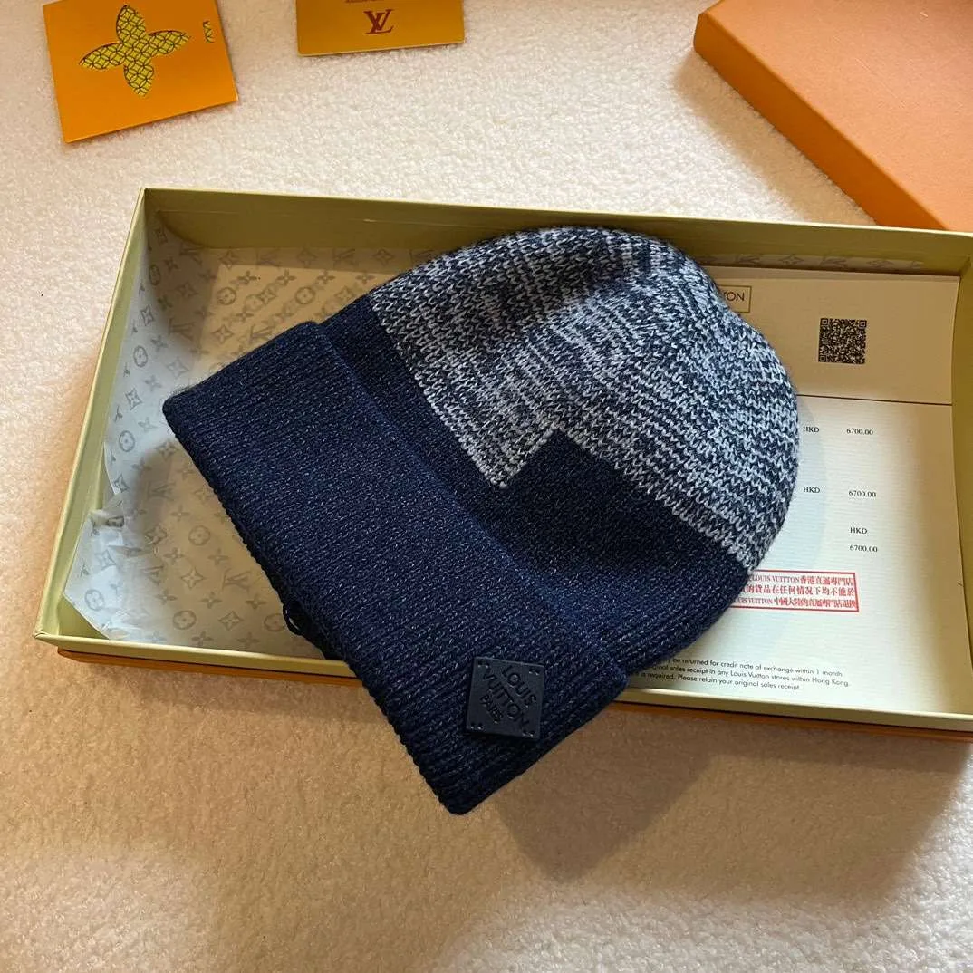 Alternative view of Louis Vuitton Neo Petit Damier Beanie Dark Blue