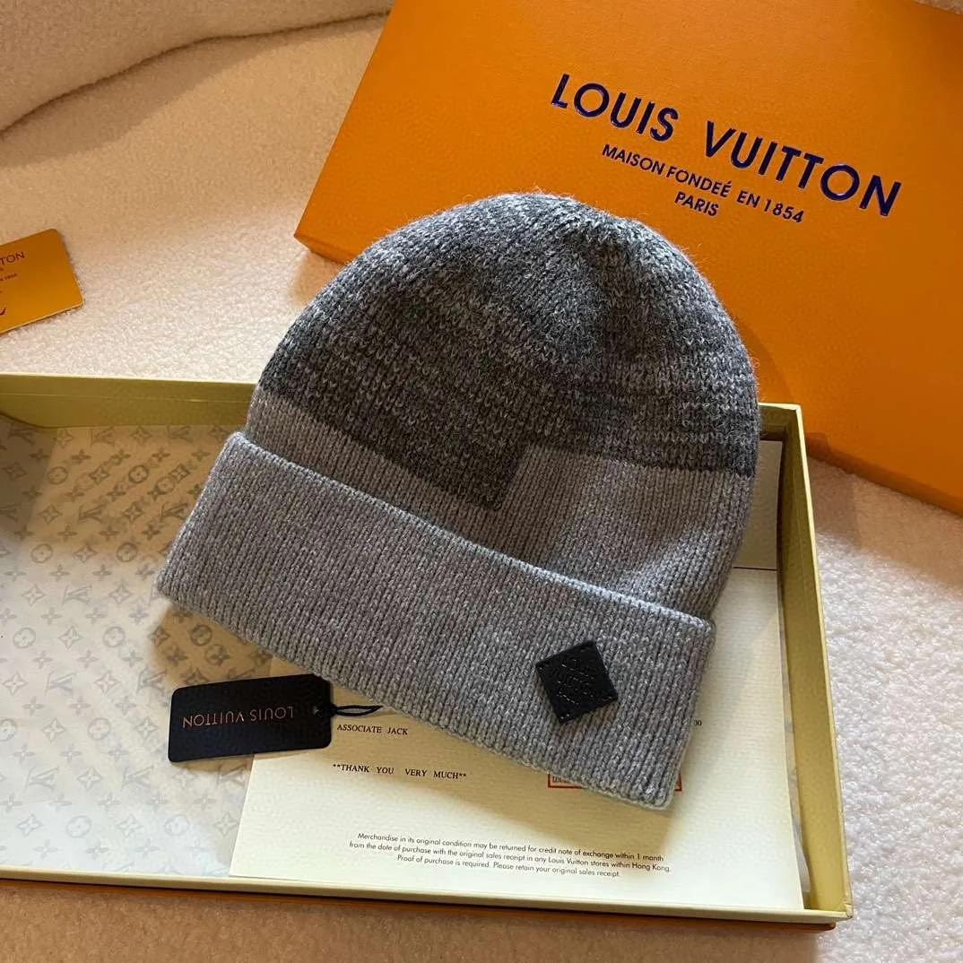 Louis Vuitton Neo Petit Damier Beanie Grey - Image 7