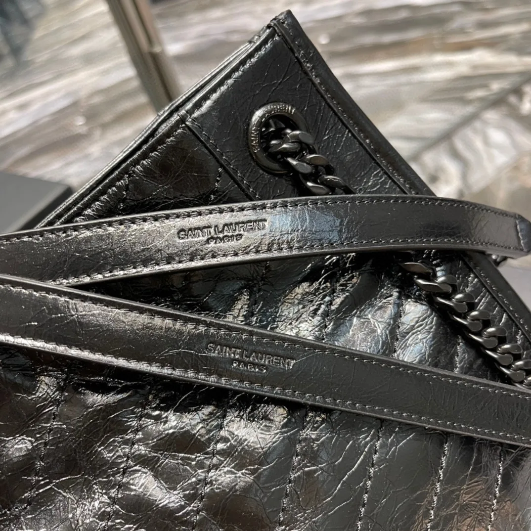 Saint Laurent Niki Shopping Medium Tote Bag / Black Silver Hardware - Image 11