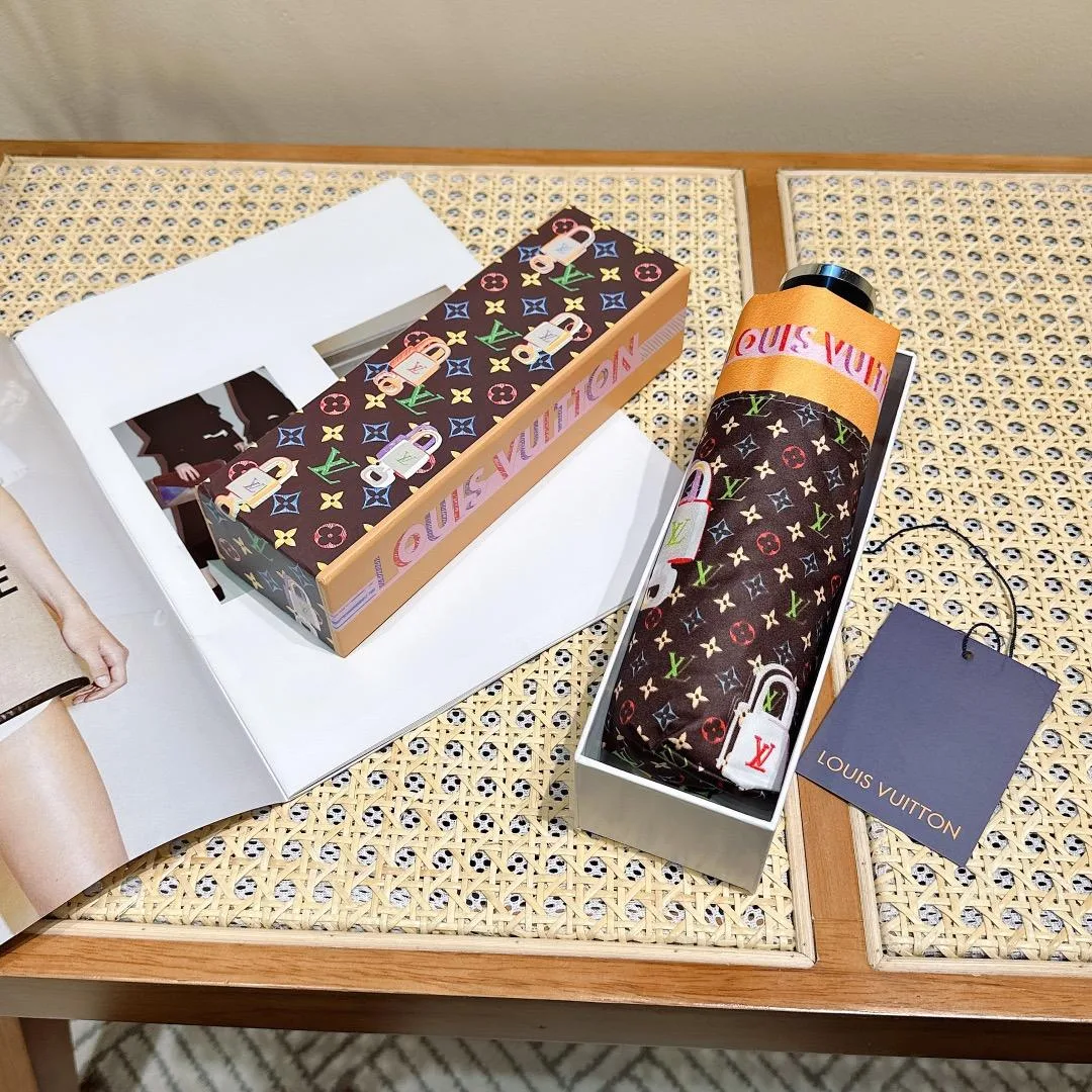 Louis Vuitton Opening Folding Monogram Umbrella Brown - Image 6
