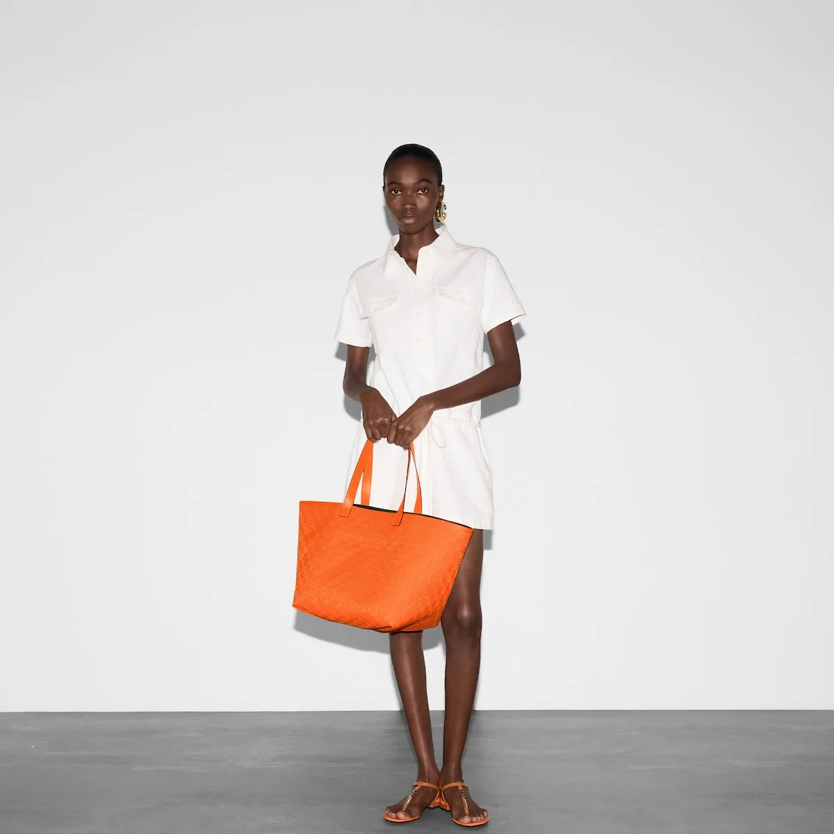 Alternative view of Gucci Original GG Medium Tote Bag Orange /